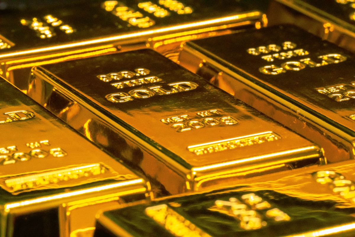Gold bars - XAU/USD finding support at $4,300-$4,400 range after 12% pullback from all-time highs