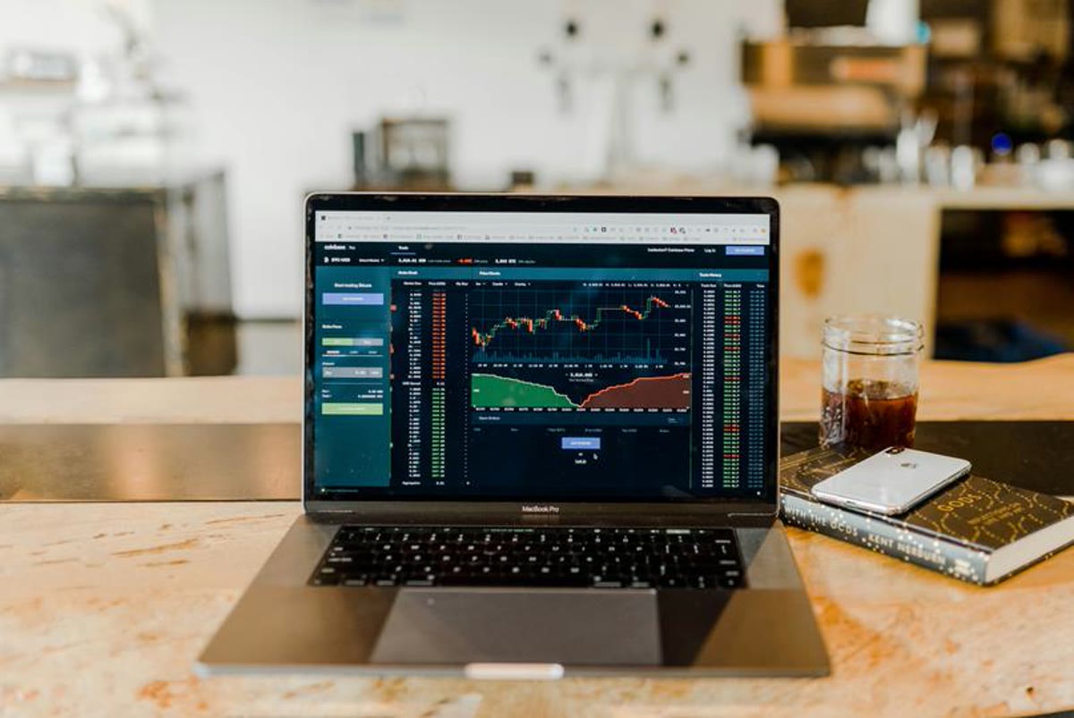 Bitcoin selling pressure 20 million per hour above 70000 distribution wall April 13 2026